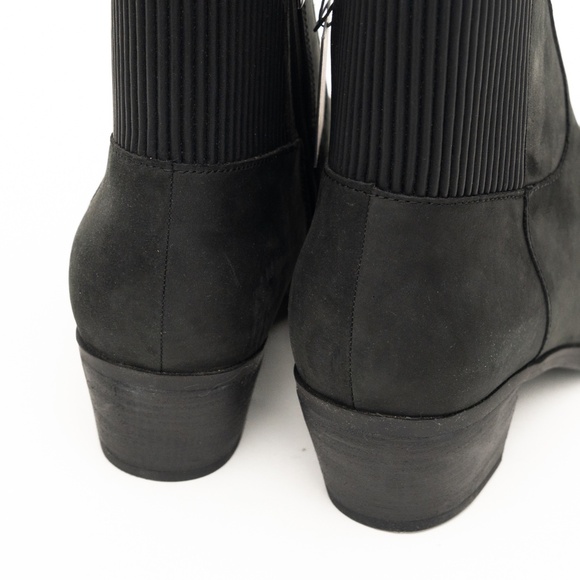 Vionic -  Shantelle Black Waterproof Nubuck Leather Ankle Boots - Wide Width - Picture 13 of 14